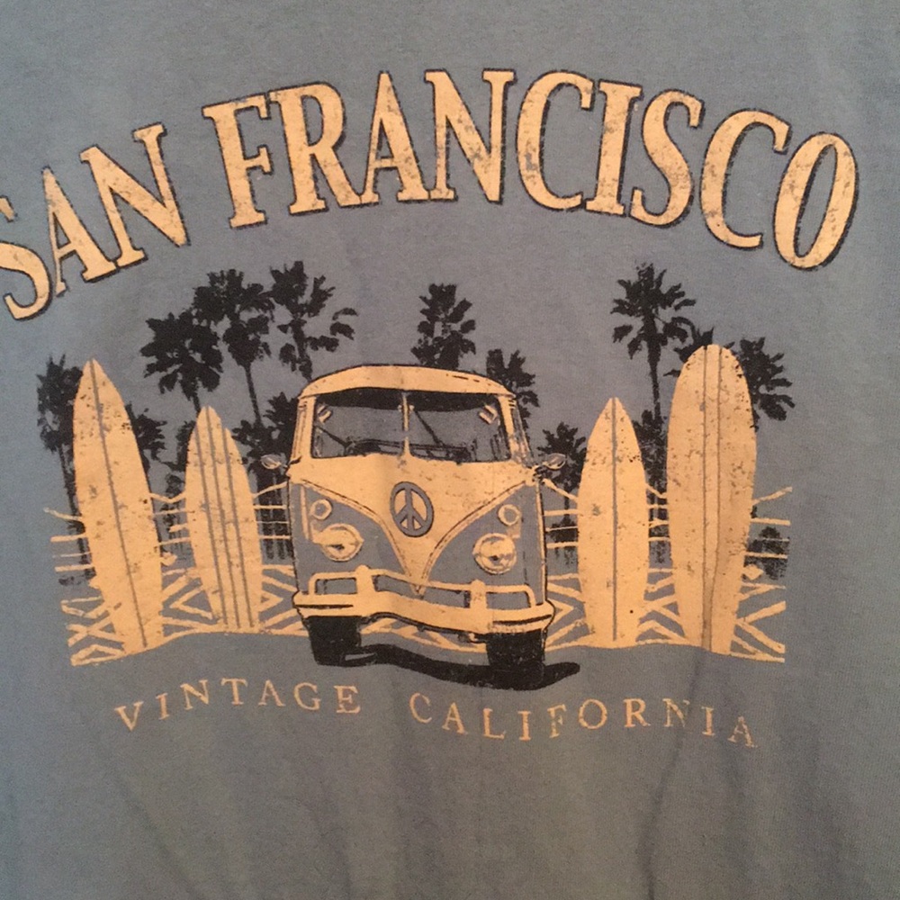 Tee shirt